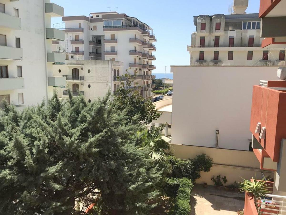 Residenza Estate Vista Mare Apartment Галиполи Екстериор снимка