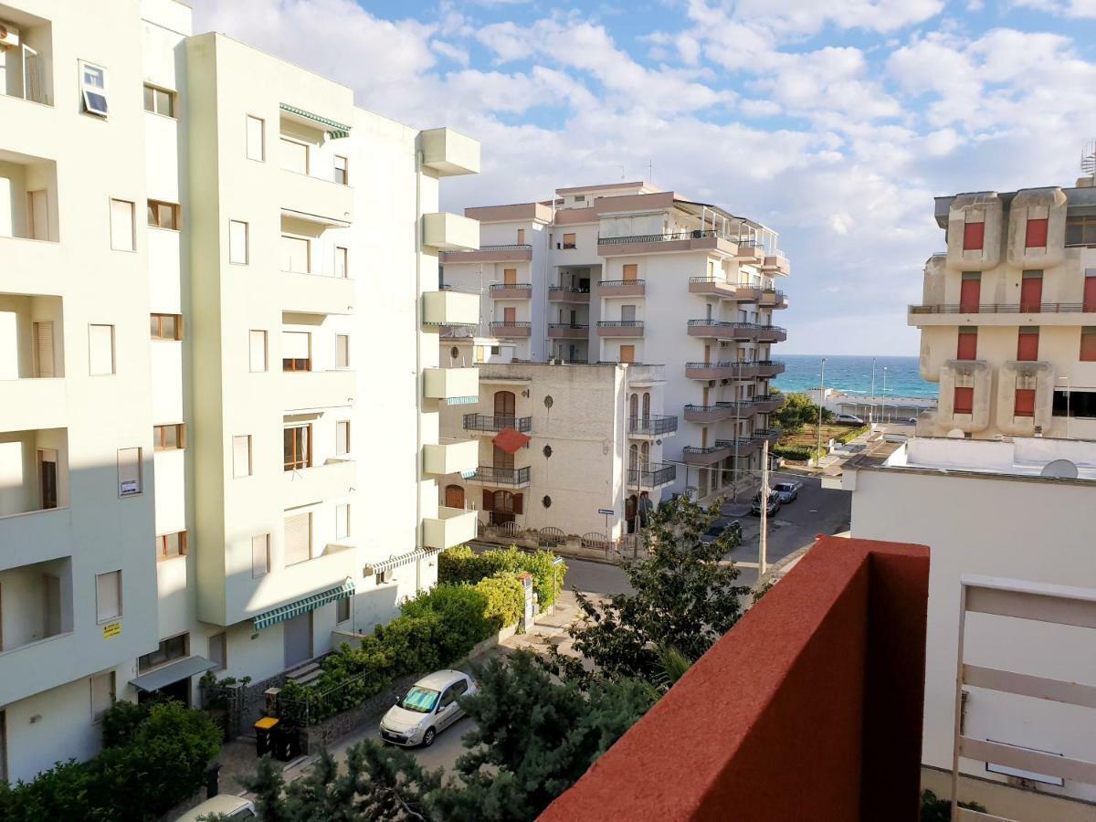 Residenza Estate Vista Mare Apartment Галиполи Екстериор снимка