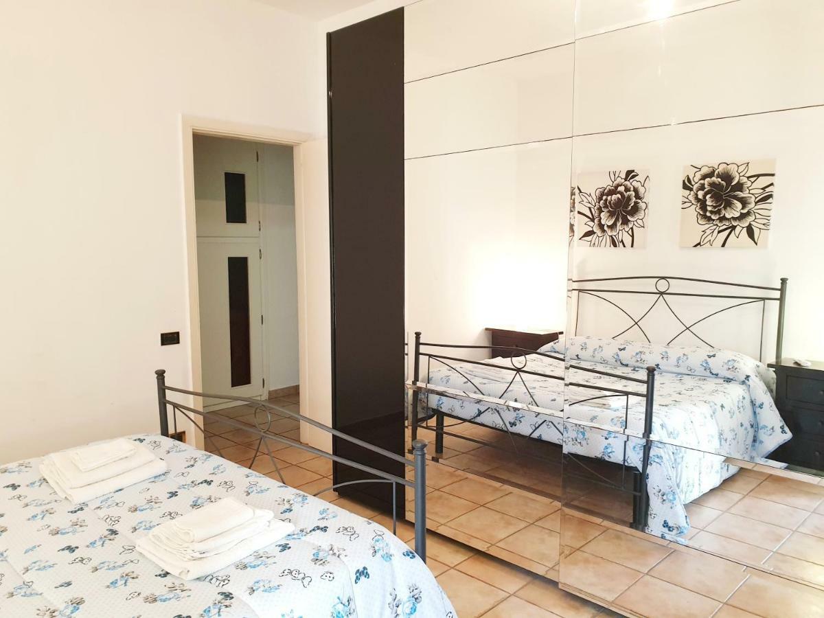 Residenza Estate Vista Mare Apartment Галиполи Екстериор снимка